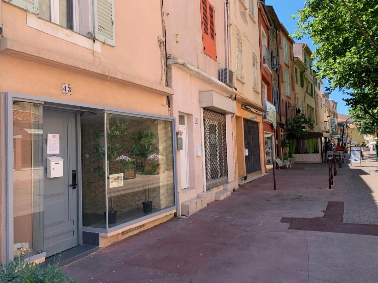Formidable Studio Au Coeur Historique De Frejus