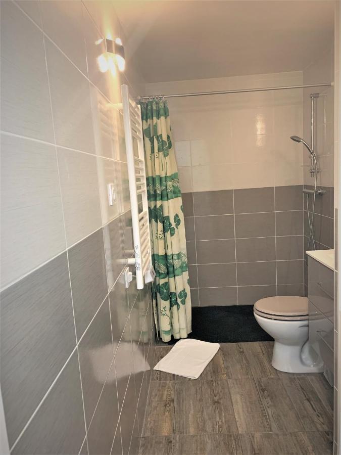 Formidable Studio Au Coeur Historique De Apartment Frejus